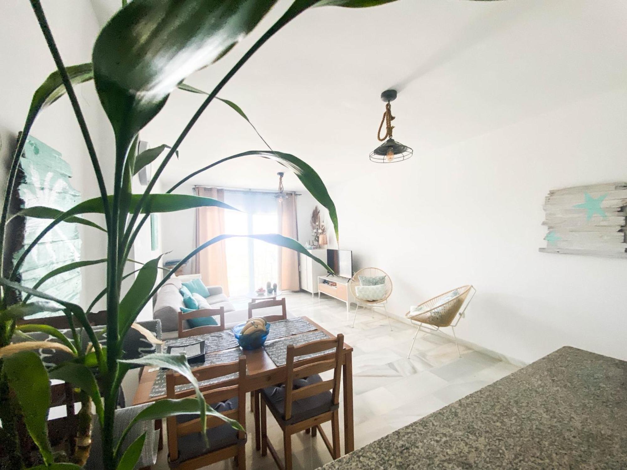 Frontline Beach Ground Floor With Privet Garden, Mi Capricho 16 Mijas Buitenkant foto