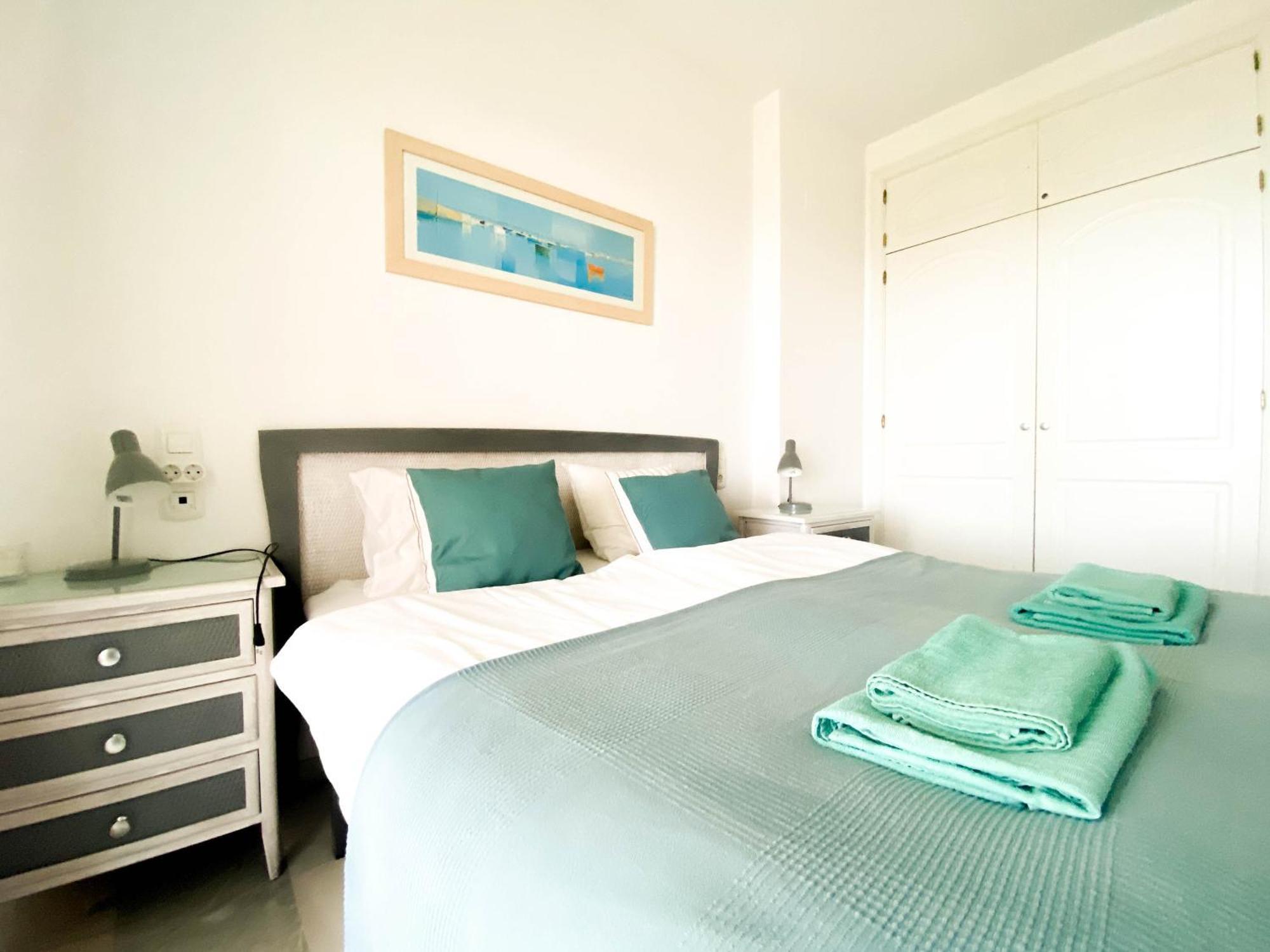 Frontline Beach Ground Floor With Privet Garden, Mi Capricho 16 Mijas Buitenkant foto