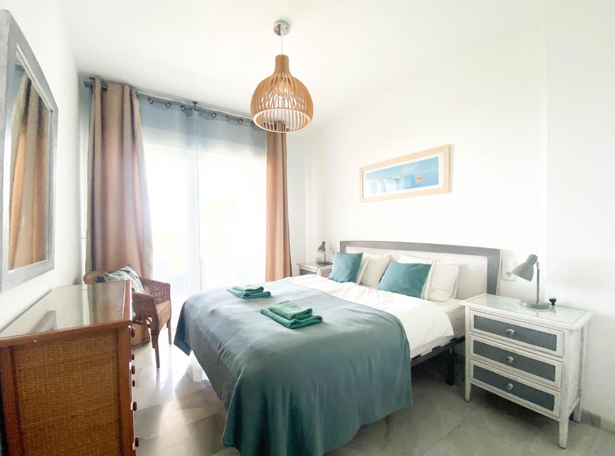 Frontline Beach Ground Floor With Privet Garden, Mi Capricho 16 Mijas Buitenkant foto