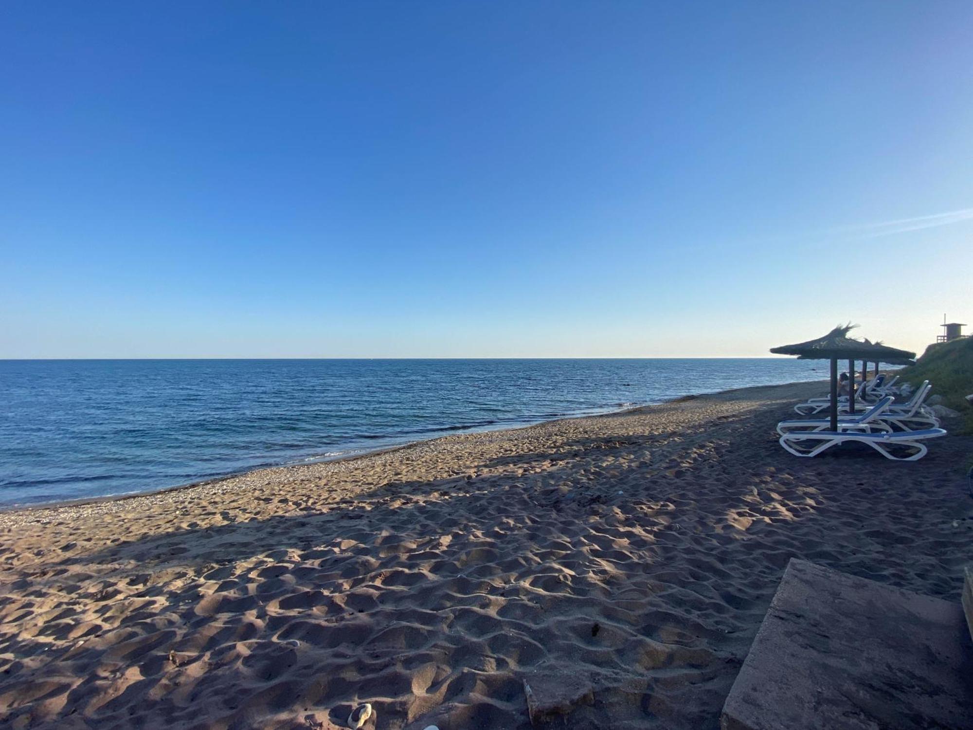 Frontline Beach Ground Floor With Privet Garden, Mi Capricho 16 Mijas Buitenkant foto